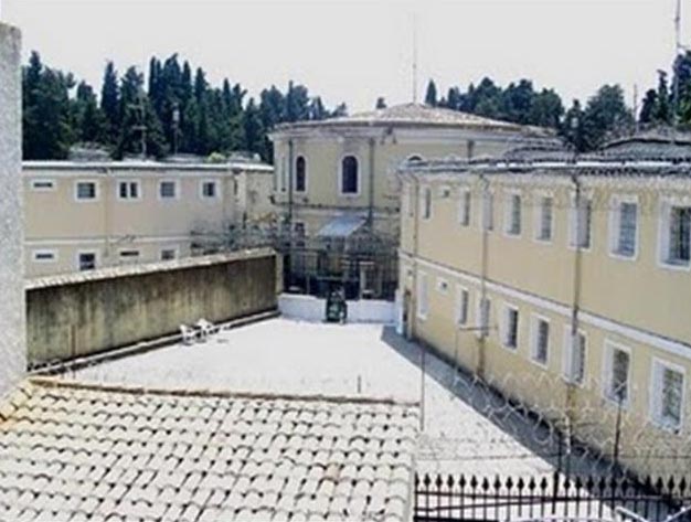 Κέρκυρα: Βρέθηκαν αυτοσχέδια μαχαίρια στις φυλακές