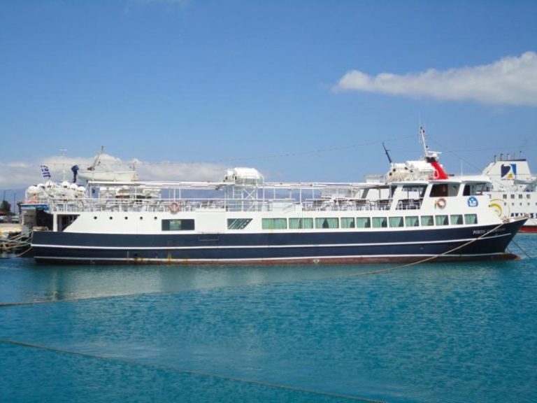 Ακινητοποιημένο στο λιμάνι της Ιεράπετρας το «Μπάλος»