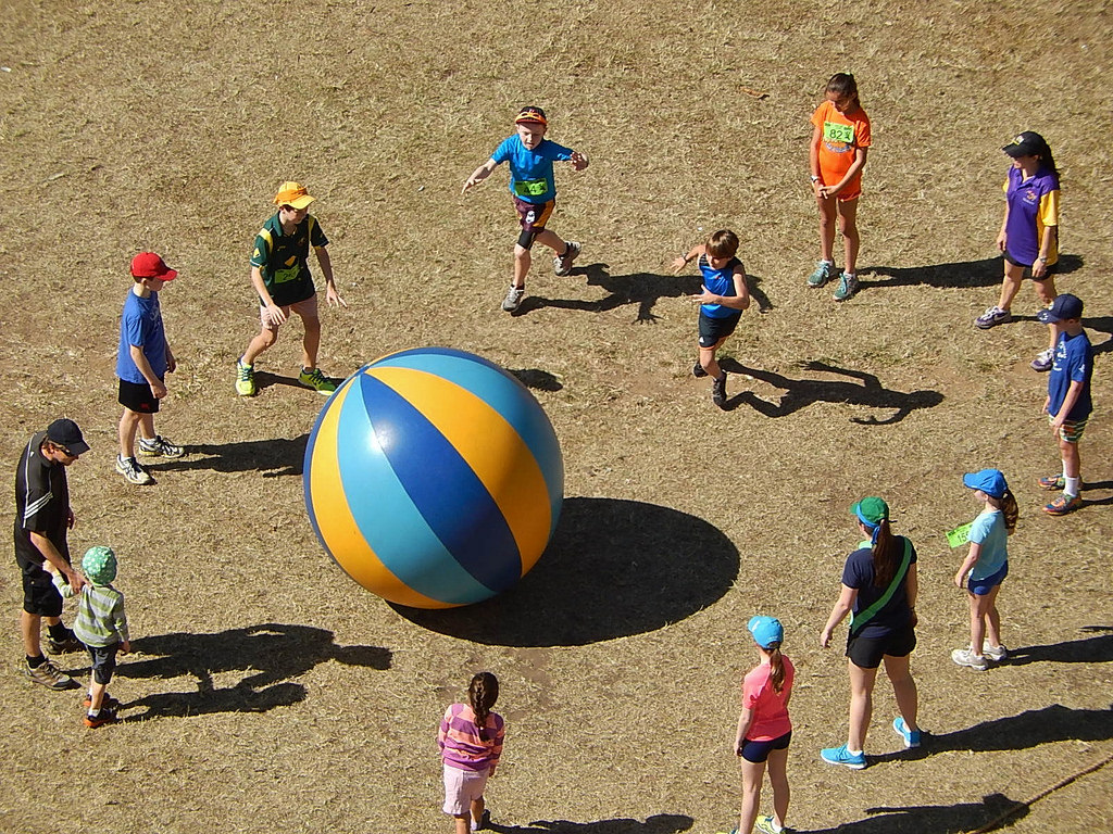 kids play