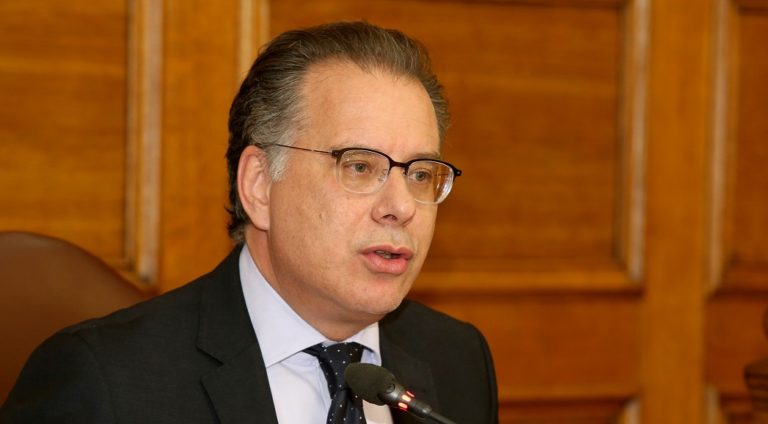 ΝΔ: Με ύβρεις δεν ξορκίζονται οι εξελίξεις