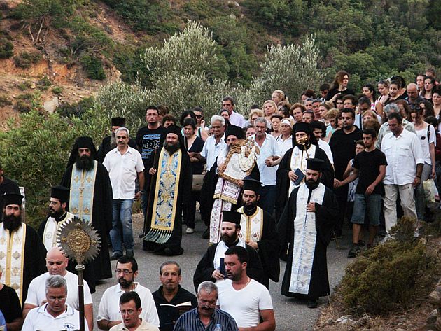 Ρέθυμνο: Με λαμπρότητα εορτάστηκε το προσκύνημα στην Παναγιά τη Χαρακιανή