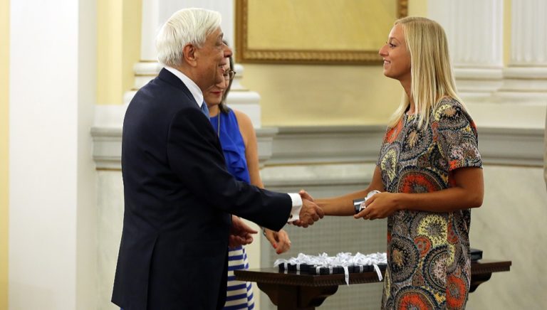 Δεκτοί από τον ΠτΔ Αμερικανοί φοιτητές από την Βοστώνη για τον Ελληνικό Πολιτισμό