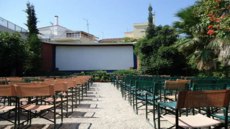 Το 6ο Athens Open Air Film Festival ταξιδεύει στην Αίγινα με το «Aμαντέους»