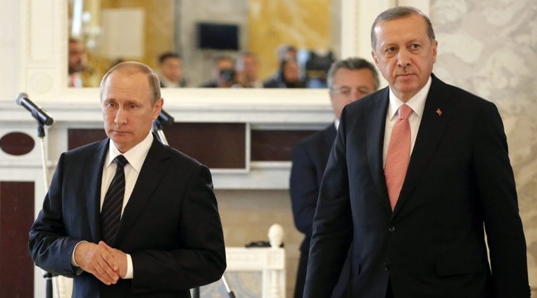 «Ιστορική επίσκεψη, νέα αρχή»: Αλλαγή σελίδας για Τουρκία-Ρωσία
