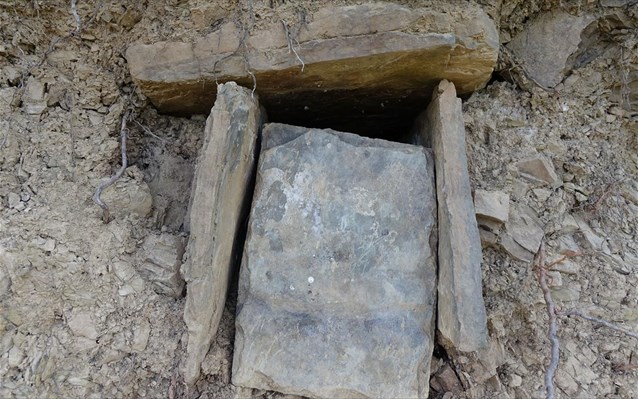Αυξάνεται το ενδιαφέρον για τον ασύλητο τάφο στο Σκαμνέλι Ζαγορίου