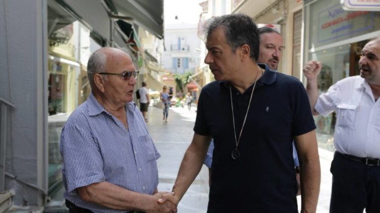 Χανιά – Στ. Θεοδωράκης: «Η ζωή μας μπορεί να γίνει καλύτερη αν όλοι μαζί προσπαθήσουμε να αλλάξουμε κατεύθυνση»