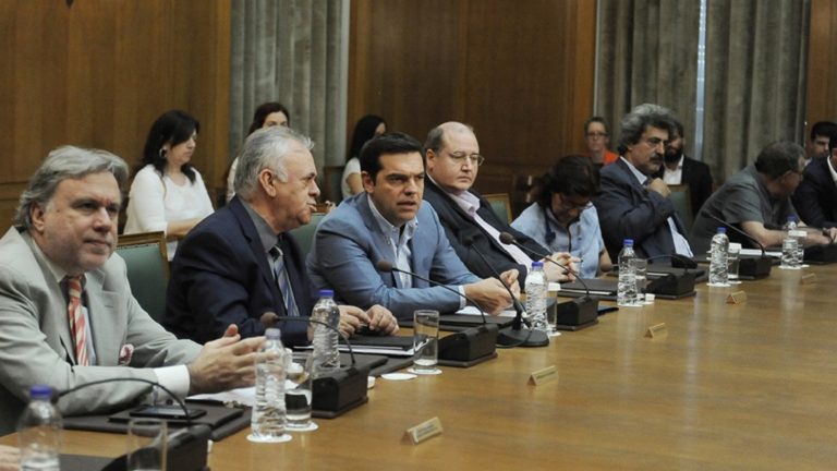 Άτυπο κυβερνητικό συμβούλιο ενόψει ΔΕΘ (video)