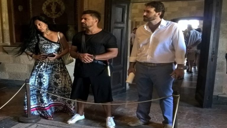 Ο ηθοποιός Manu Bennet στη Ρόδο