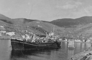 ΜΕΓΑ ΛΙΒΑΔΙ, ΦΟΡΤΩΣΗ ΣΙΔΗΡΟΜΕΤΑΛΛΕΥΜΑΤΟΣ