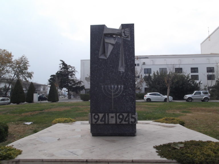 Καταγραφή των δημοσίων έργων γλυπτικής στον Δήμο Βόλου