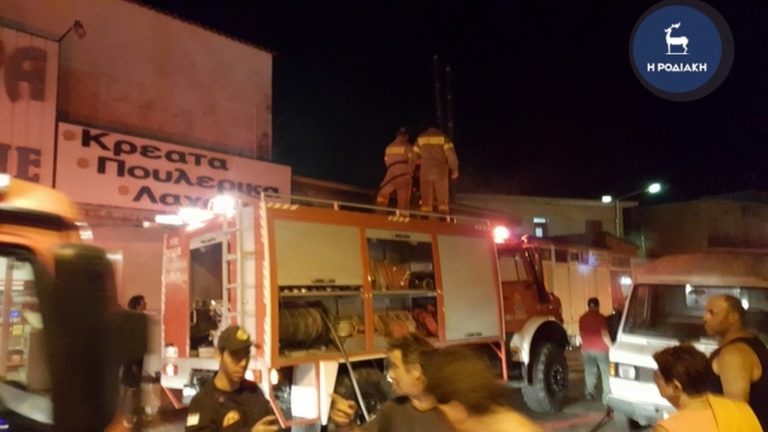 Φλώρινα: Φωτιά σε σκεπή οικοδομής – Υλικές ζημιές