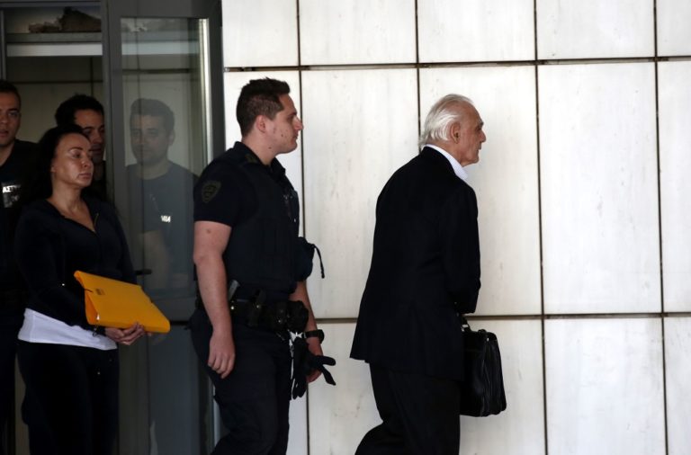 Υπό διερεύνηση τα περί ξυλοδαρμού του Α.Τσοχατζόπουλου, στις φυλακές
