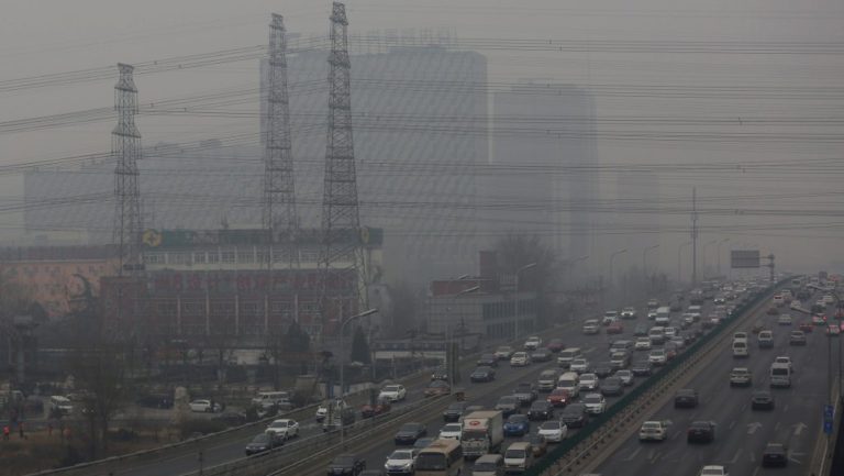 Ένας στους δέκα θανάτους παγκοσμίως οφείλεται στην ατμοσφαιρική ρύπανση