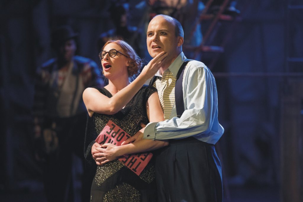 2-rosalie-craig-and-rory-kinnear-in-the-threepenny-opera-photo-by-richard-hubert-smith-m