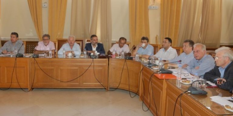 ΠΕΔ Κρήτης: «Ναι στη φιλοξενία προσφύγων»