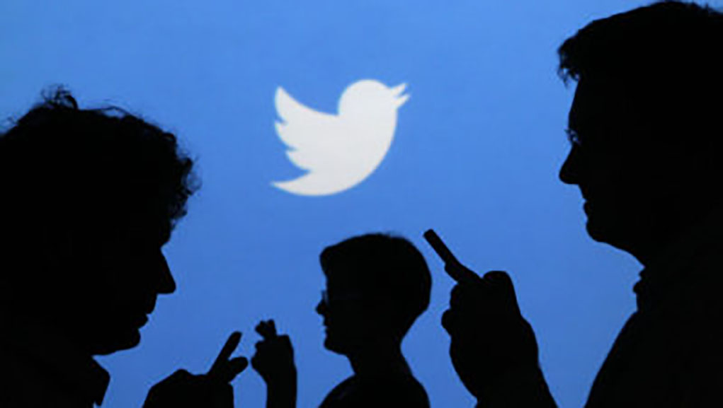 Η εταιρεία Twitter εξετάζει το ενδεχόμενο πώλησής της
