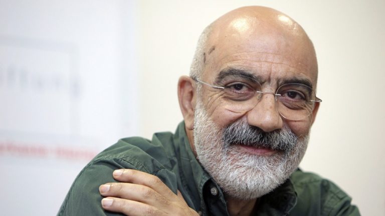 Ξανά στη φυλακή ο Αλτάν λίγες ώρες μετά την απελευθέρωσή του