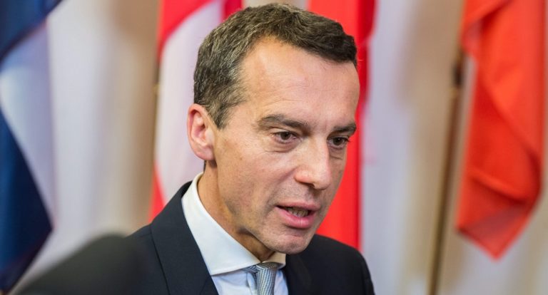 Τερματισμό της αυστηρής λιτότητας ζητά ο Αυστριακός καγκελάριος – Επικρίνει ο ΥΠΟΙΚ