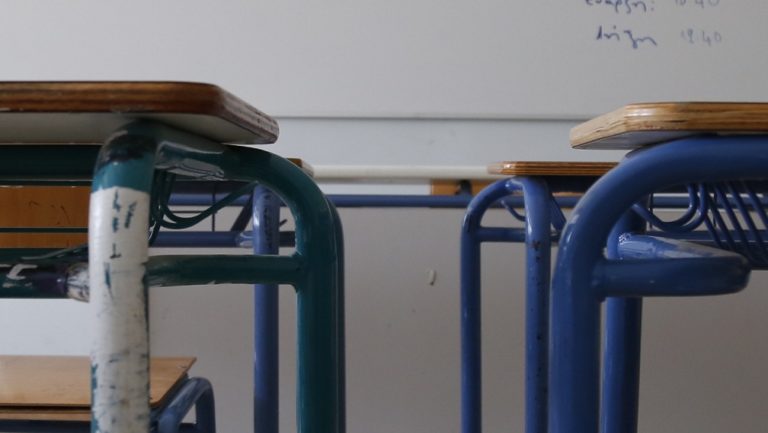 Αντιδρούν στην φοίτηση 60 προσφυγόπουλων 6 Σύλλογοι σε δημοτικά της Ημαθίας