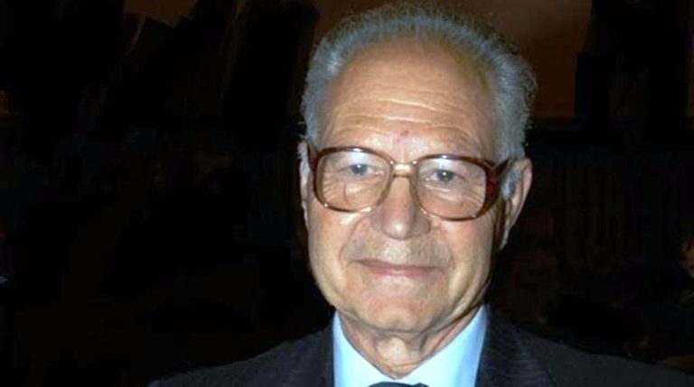 Το Βραβείο «Ηθικής Τάξεως» στο Θ. Δετοράκη