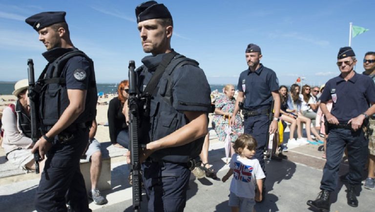 Σύλληψη 15χρονου με την κατηγορία  «επικείμενης επίθεσης” στο Παρίσι
