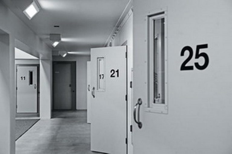 Θέρμανση ζητούν με νέα κινητοποίηση οι κρατούμενοι στις φυλακές της Πάτρας