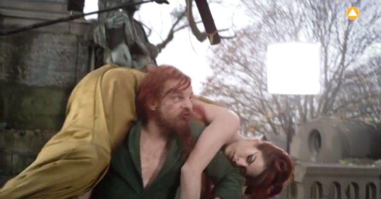 “HOLY MOTORS” – Δραματική ταινία στην ΕΡΤ3 (trailer)