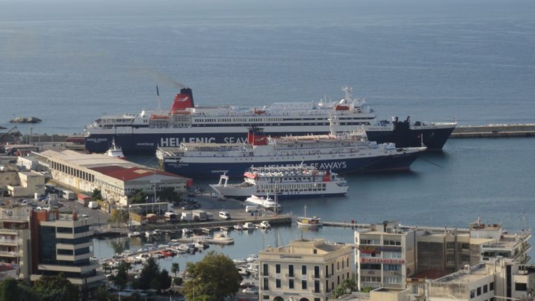 Καβάλα: Ρεκόρ αναχωρήσεων από το λιμάνι