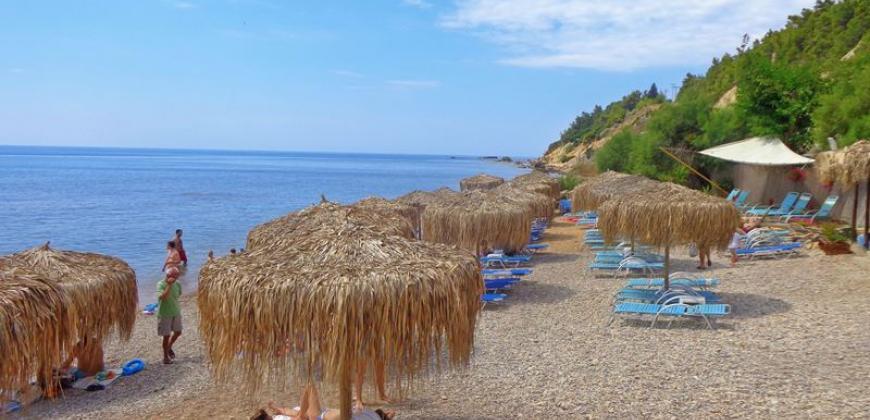 Πιο καθαρή η παραλία Κατακόλου