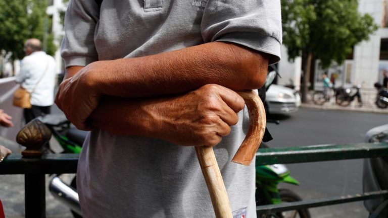 Συγκεντρώσεις διαμαρτυρίας συνταξιούχων και εργαζομένων στον Ευαγγελισμό