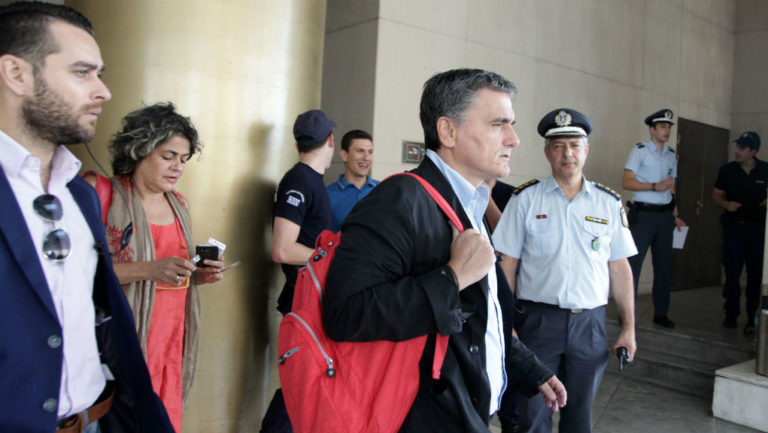 Διαπραγματεύσεων συνέχεια την Πέμπτη – Αισιοδοξία παρά τις διαφορές (video)