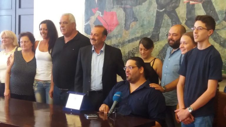 Ρόδος: Τιμήθηκε ο μουσικοσυνθέτης Σάββας Καρατζιάς