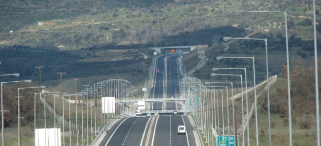 Οκτώ νέες μελέτες για   οδικά και αντιπλημμυρικά έργα στην Περιφέρεια Θεσσαλίας
