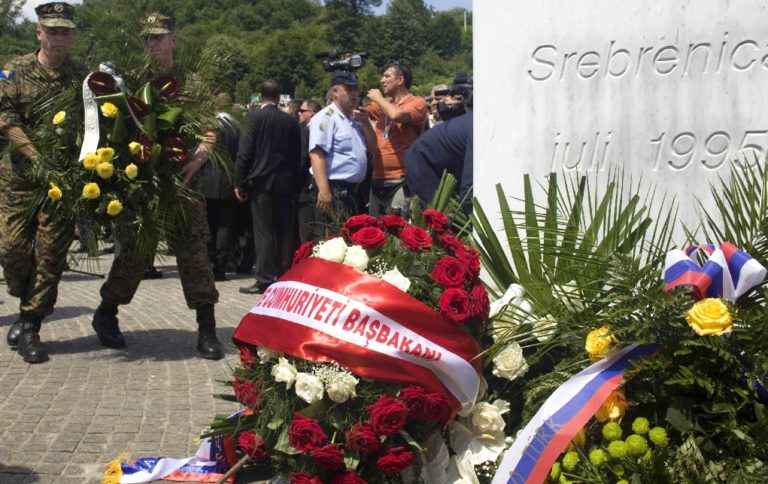 Απαλλαγή Ολλανδών κυονόκρανων για συμμετοχή στη σφαγή της Σρεμπρένιτσα