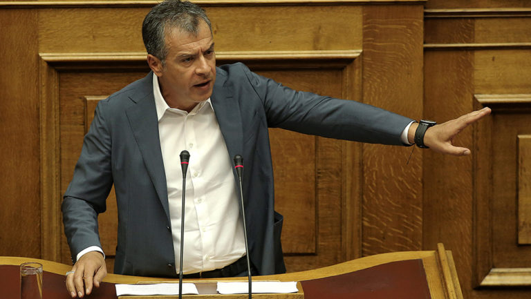 Ανήλθατε στην εξουσία με τη βοήθεια της διαπλοκής, δήλωσε ο Στ. Θεοδωράκης (video)