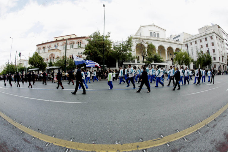 Κυκλοφοριακές ρυθμίσεις λόγω των παρελάσεων της 28ης Οκτωβρίου