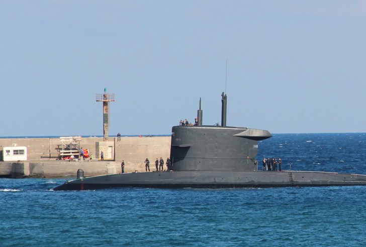 Ηράκλειο: Στο λιμάνι κατέπλευσε ολλανδικό υποβρύχιο