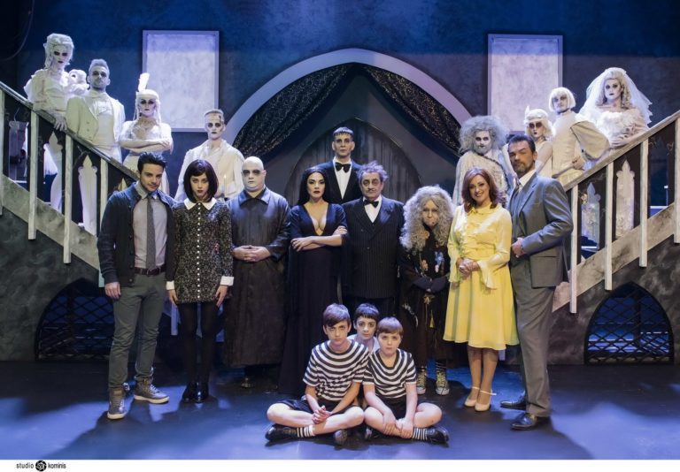 H «Οικογένεια Addams» επιστρέφει στο Θέατρο Βέμπο