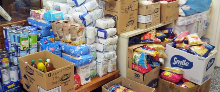 Χανιά: Διανομή τροφίμων στον Δήμο Πλατανιά
