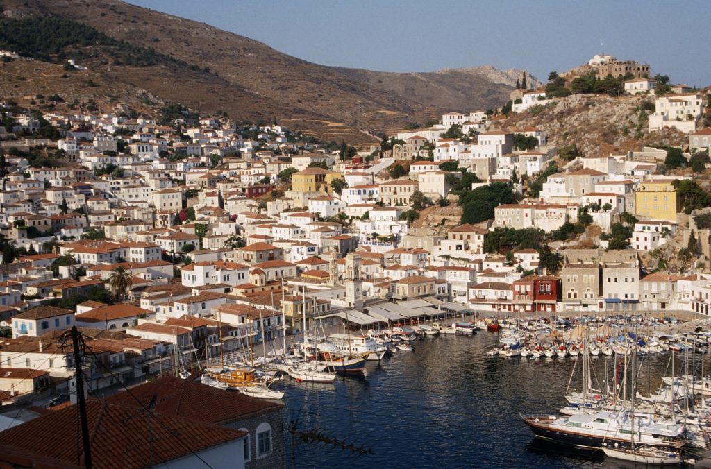 hydra_town_01