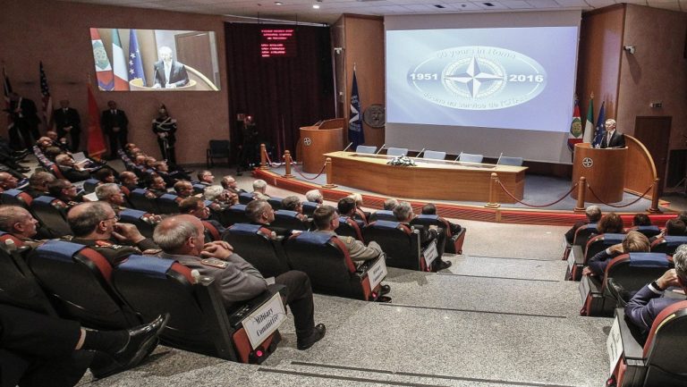 Μέρες ψυχρού πολέμου – Nατοϊκή προσπάθεια σχηματισμού δυνάμεων στα σύνορα με τη Ρωσία
