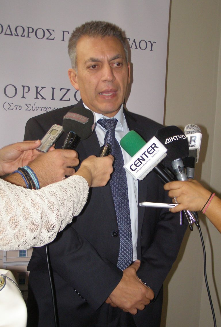 Γ.Βρούτσης: «Χάθηκαν 210.000 θέσεις εργασίας»