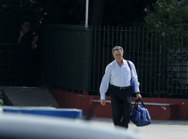 Σε νέα δίκη παραπέμπονται οι Β. Παπαγεωργόπουλος και Μ. Λεμούσιας