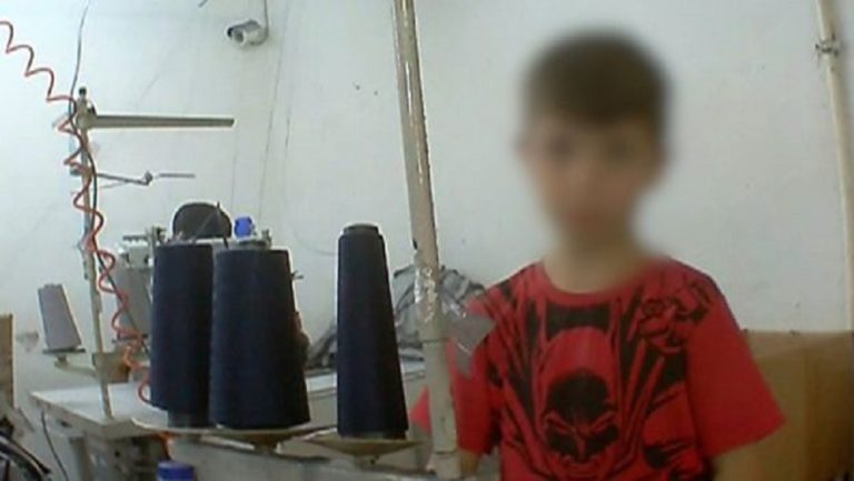 “Παιδιά προσφύγων σε παράνομη εργασία στην Τουρκία”, καταγγέλλει το BBC