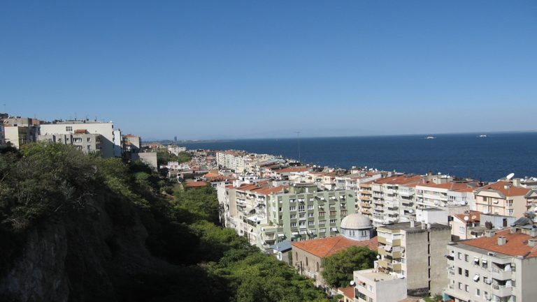 Σμύρνη: Αρχαία ελληνική γραμματοσειρά  βρέθηκε σε Βασιλική