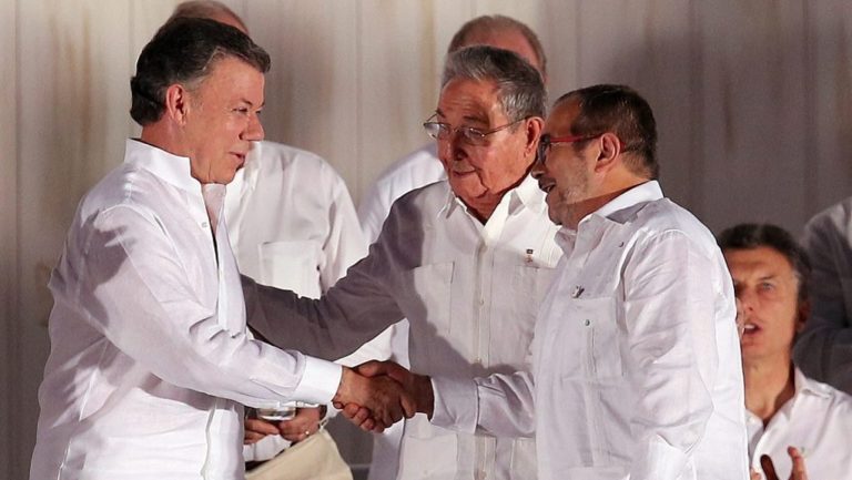 Οι FARC χαιρετίζουν την απόφαση για παράταση εκεχειρίας του Σάντος