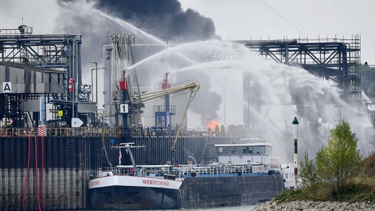 Γερμανία: Τουλάχιστον ένας νεκρός από την έκρηξη στο εργοστάσιο της BASF (video)