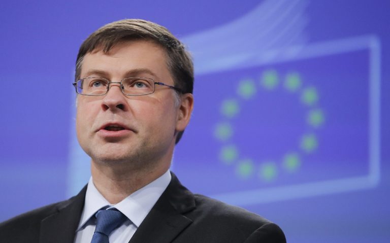 Ντομπρόβσκις: Η Ελλάδα θα εκπληρώσει τον στόχο για πρωτογενές πλεόνασμα (video)