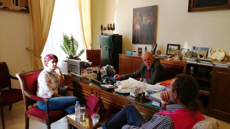 Συνάντηση για τα μνημεία
