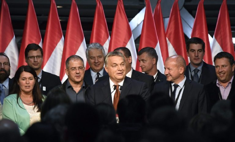 Αμετανόητος ο Όρμπαν – Αντιδράσεις Ευρωπαίων αξιωματούχων (video)
